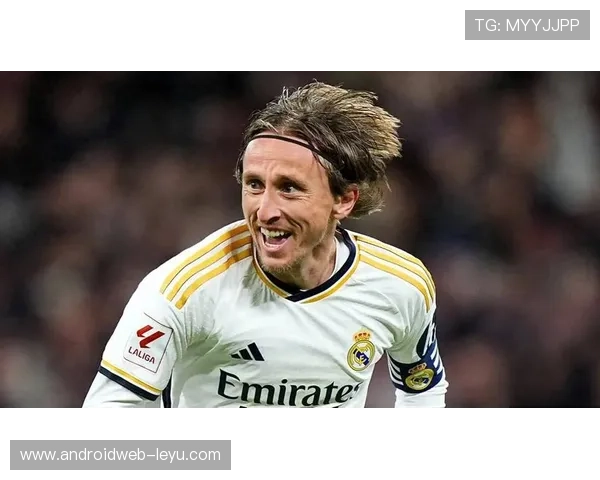 莫德里奇宣布退役:克罗地亚中场大师结束辉煌职业生涯 莫德里奇宣布退役:克罗地亚中场大师结束辉煌职业生涯