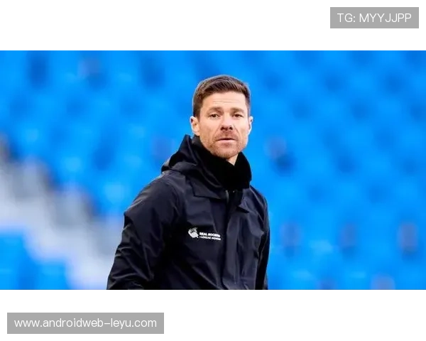 38岁哈维复出加盟西乙！英特尔股价暴涨10%，背后真相令人动容